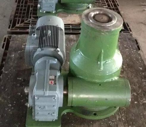 雙利螺旋千斤頂